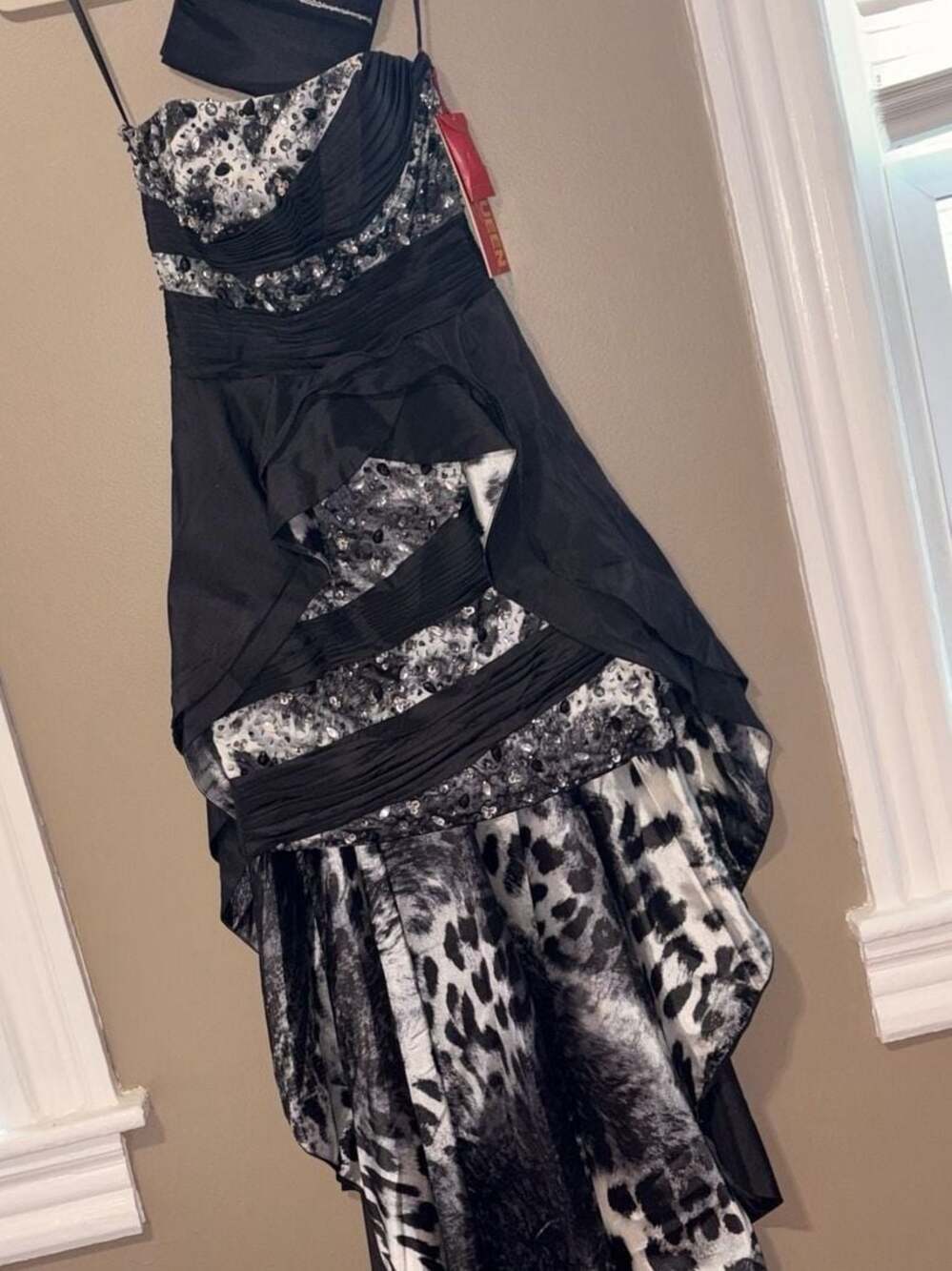 NWT May Queen Couture MQ785 Strapless Beaded High-Low Formal Dress Size 4